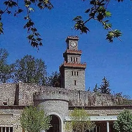 Nefelis House * Tríkala